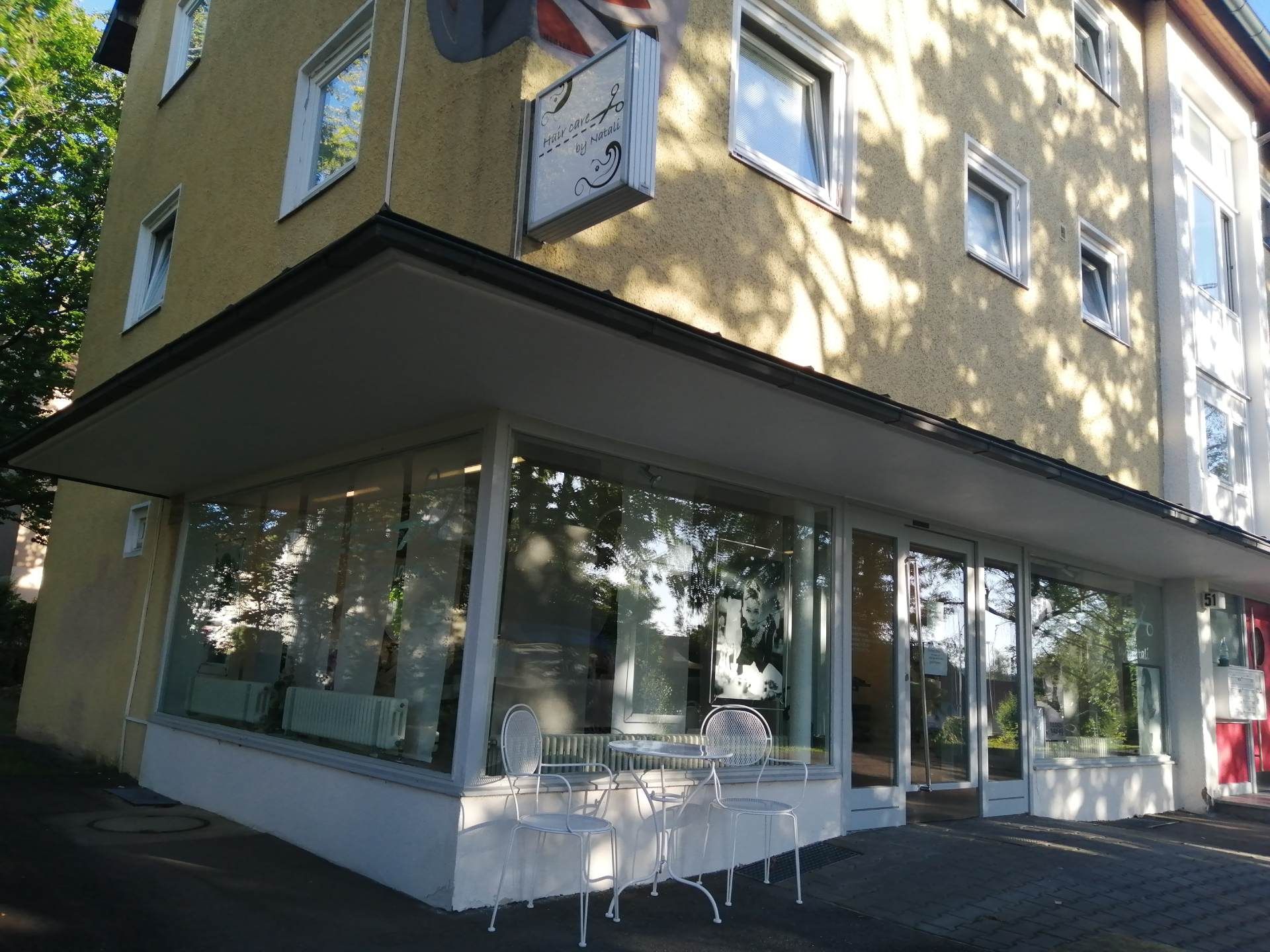 Außenansicht Haircare by Natali in der Sauerbruchstraße
